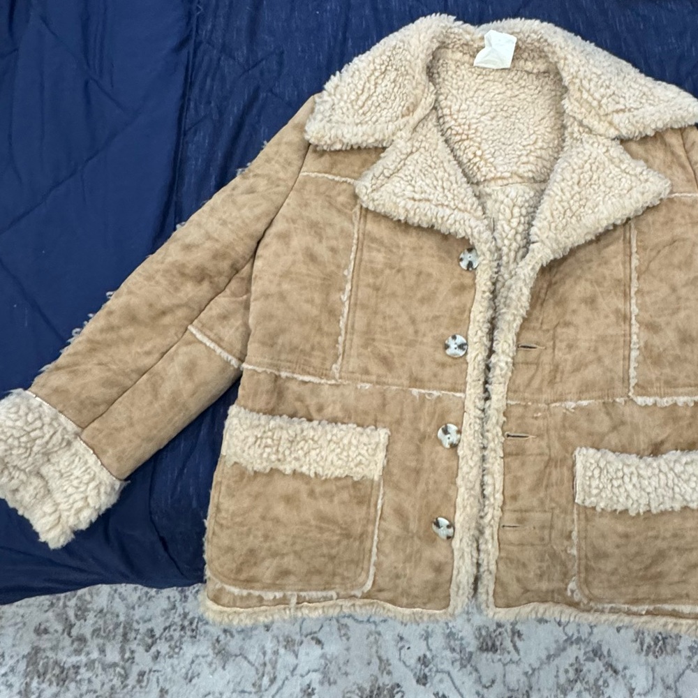 Women's Tan Shearling Coat - Picture 5 of 7